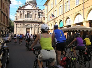 in giro per modena